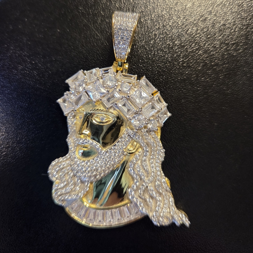 Iced Out 10 carat Moissanite Jesus Peice Baguette Pendant - 14k Yellow ovr 925 S - Picture 9 of 16